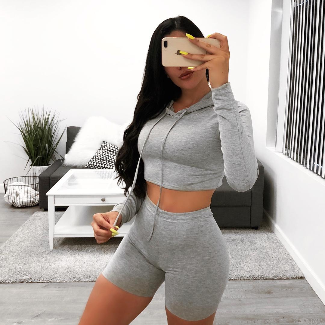 Drawstring Hooded Sports Fitness Running Suit